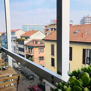 Morivione - Bocconi Free Parking Appartement Milan